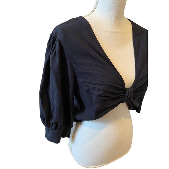 YFB Young Fabulous Broke Linen Cropped Knot Front Miranda Top Navy Blue M - Picture 3 of 8